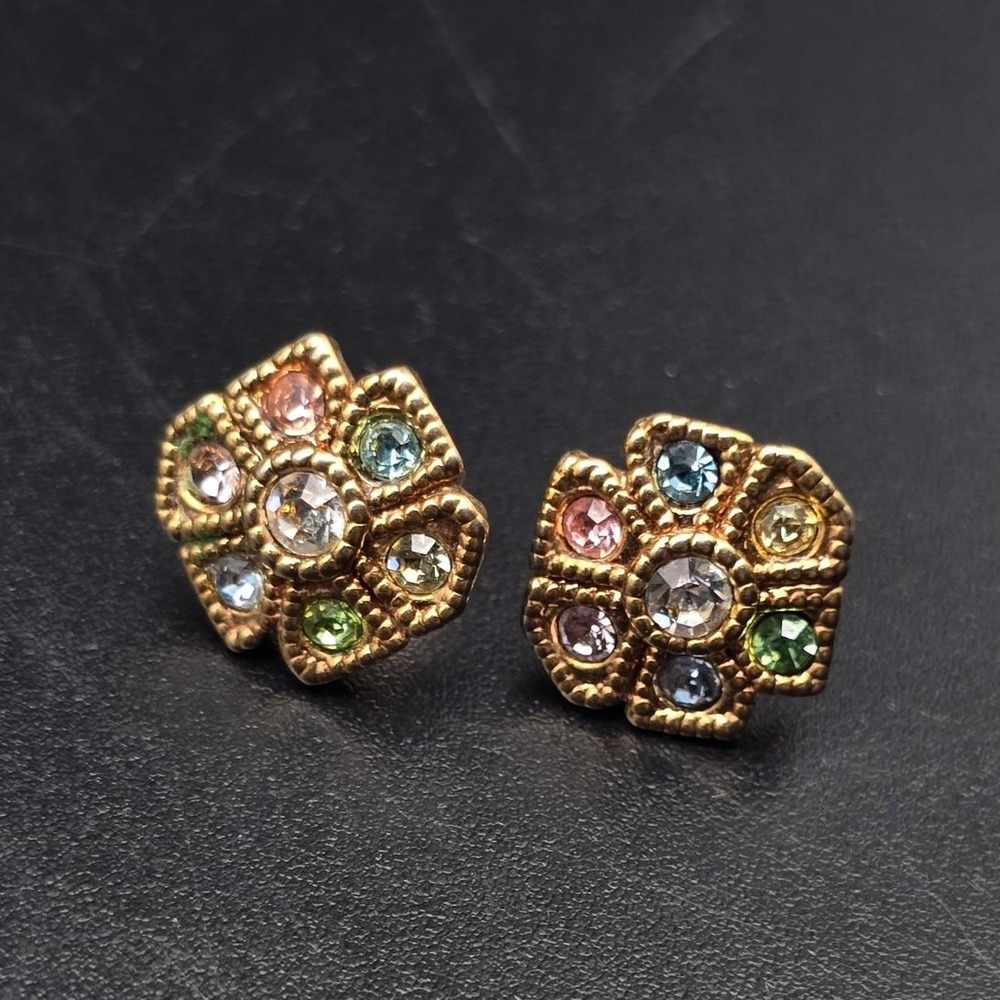Avon 1993 Floral Facets Earrings Pastel Rhinestone Vintage Pierced Studs